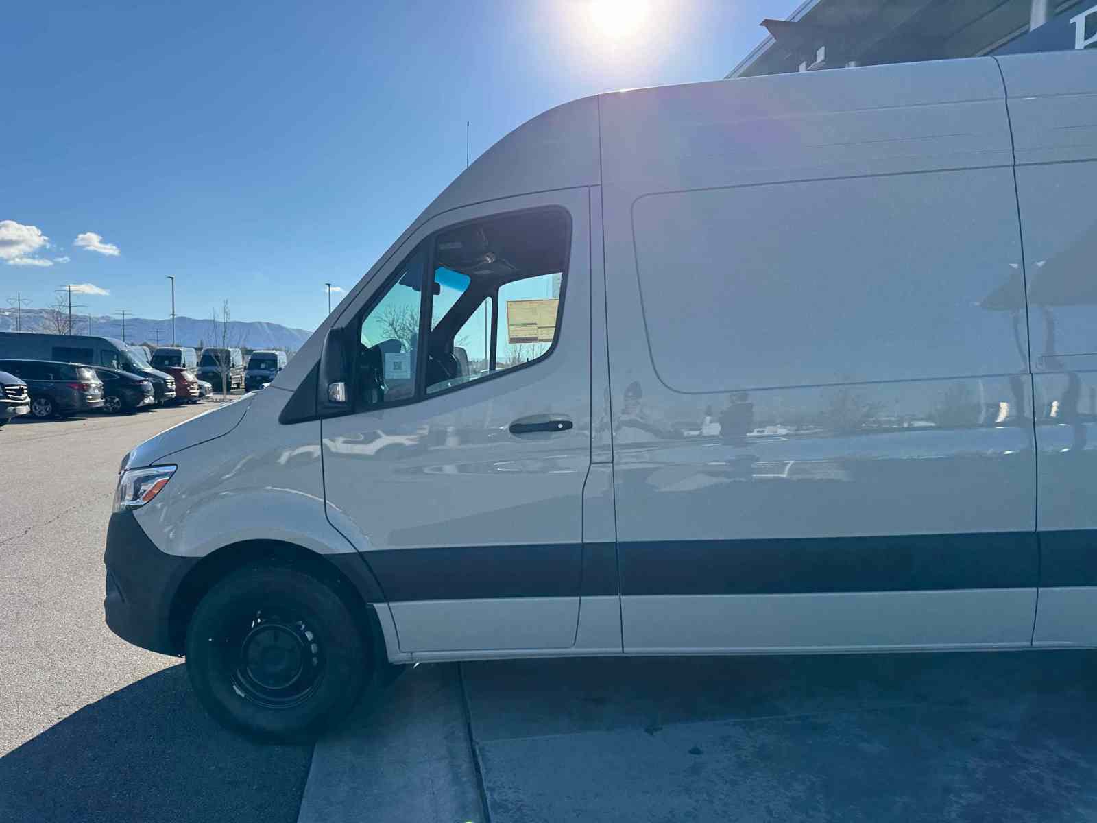 New 2025 Mercedes-Benz Sprinter 2500 image 2