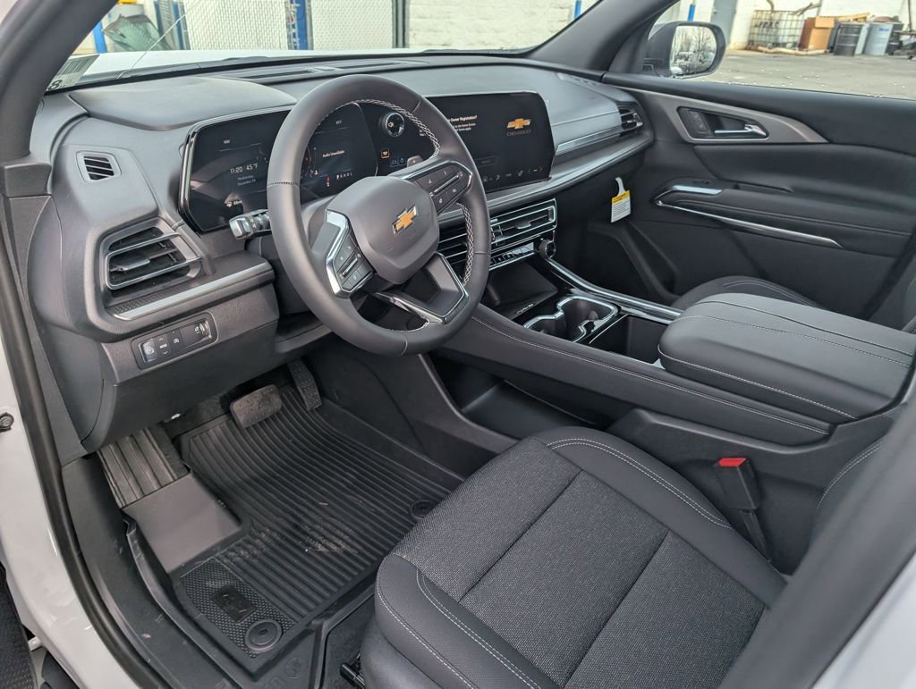New 2026 Chevrolet Traverse LT w/ LPO, Floor Liner Package image 12