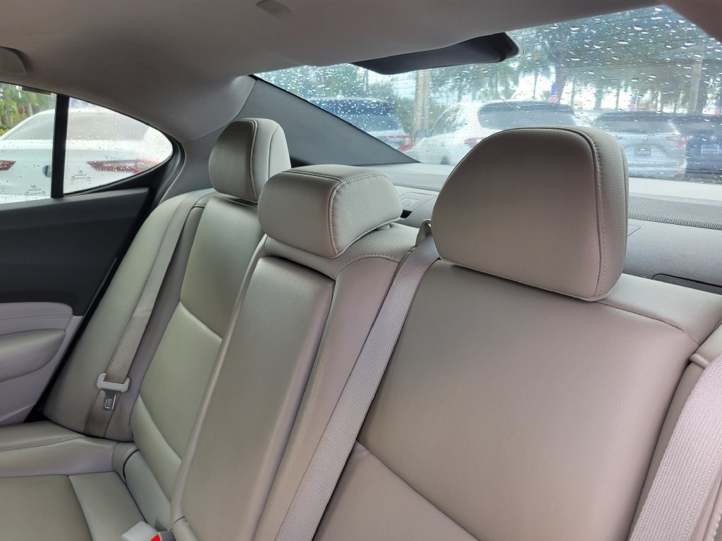 Used 2020 Acura TLX FWD image 11