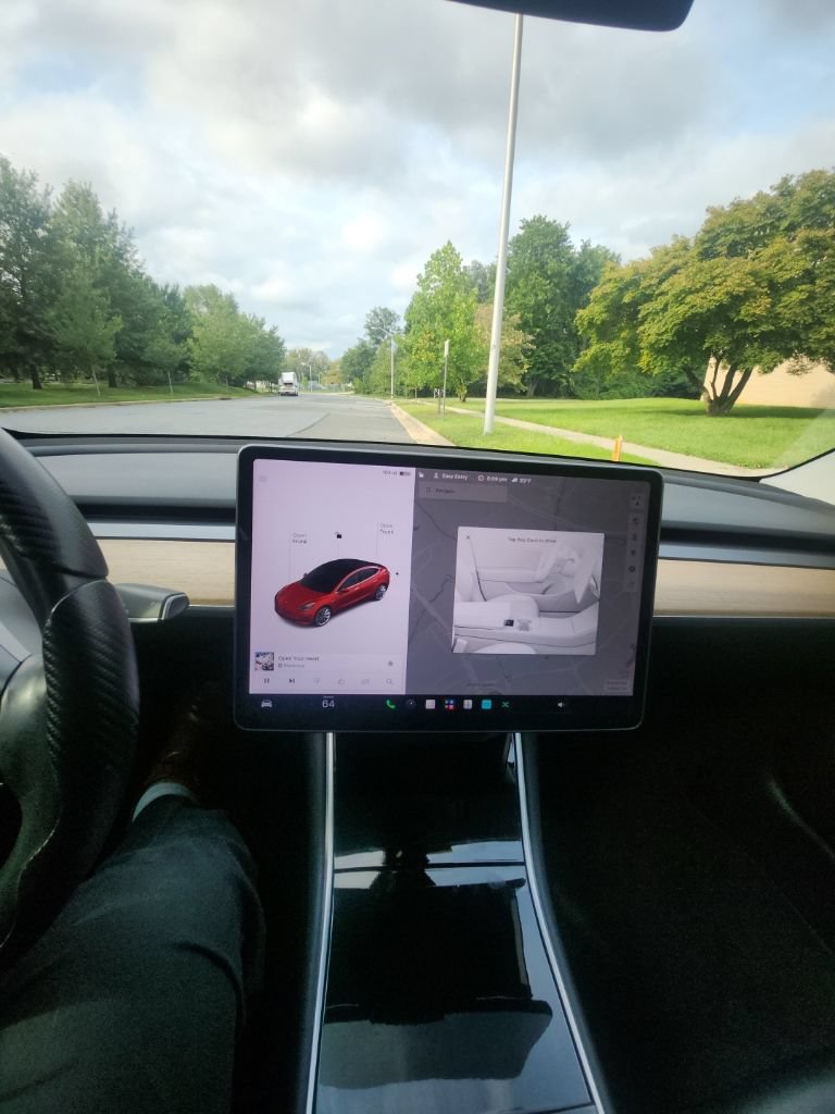 Used 2018 Tesla Model 3 Long Range RWD image 7