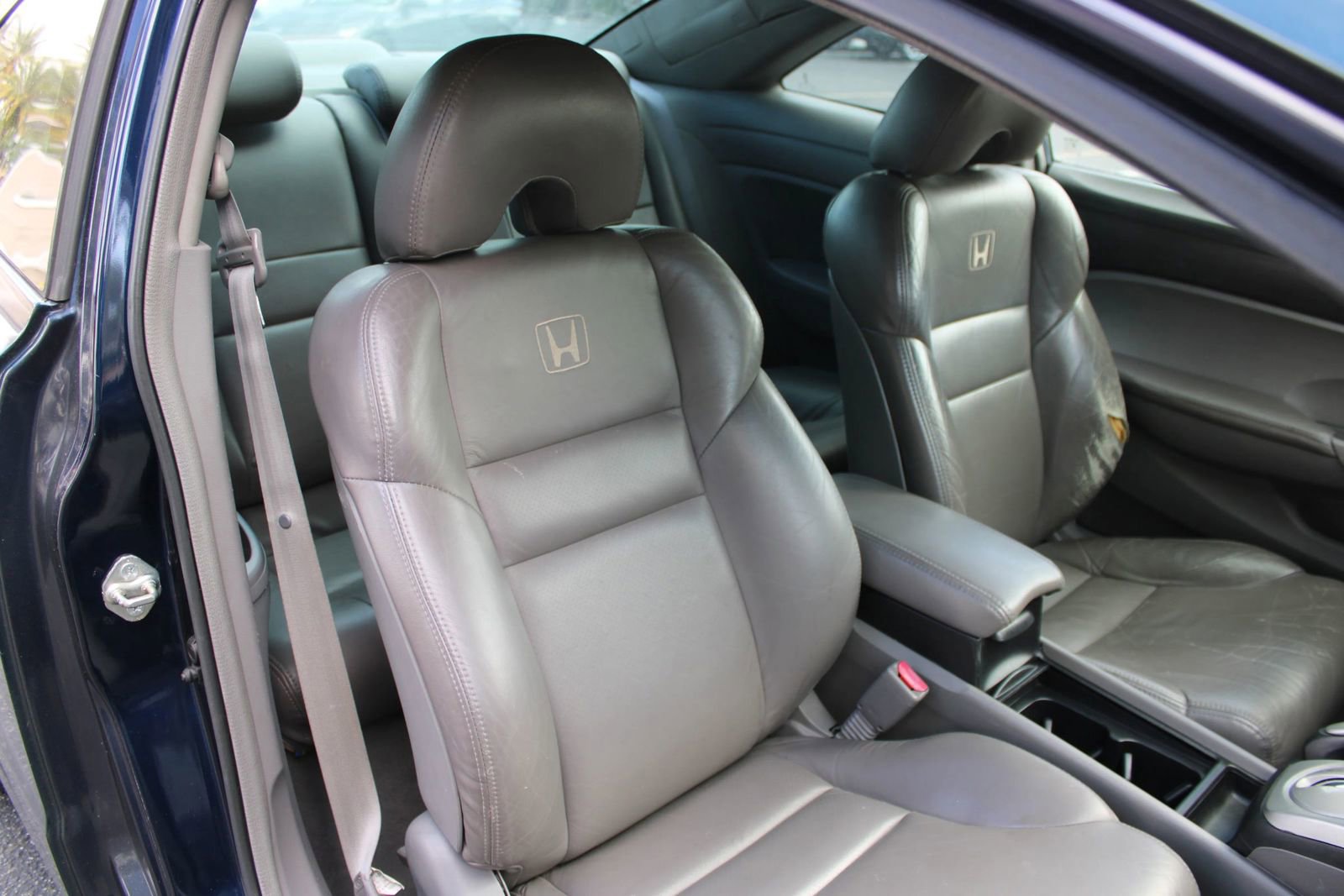 Used 2010 Honda Civic LX image 17