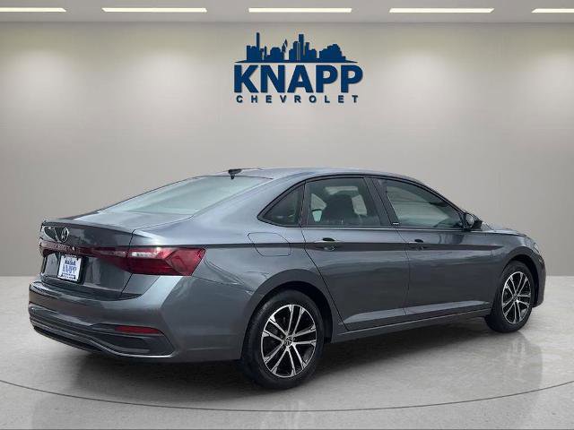 Used 2025 Volkswagen Jetta Sport FWD image 5