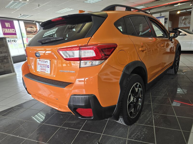 Used 2018 Subaru Crosstrek 2.0i Premium AWD/4WD image 4