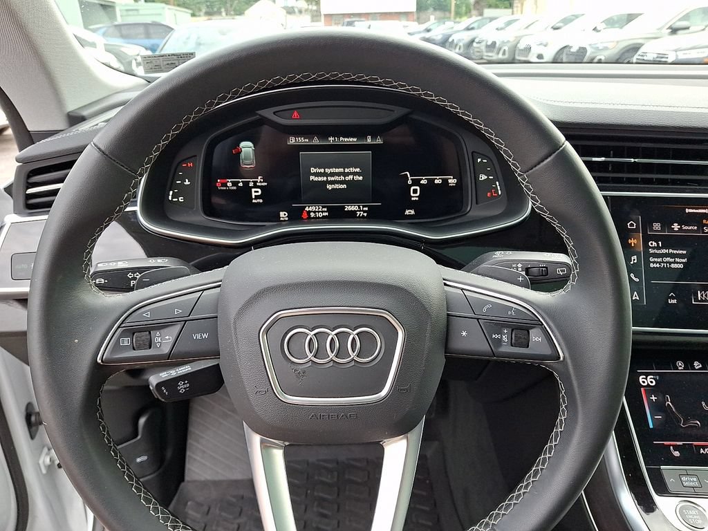 Used 2023 Audi Q8 Premium AWD/4WD image 21