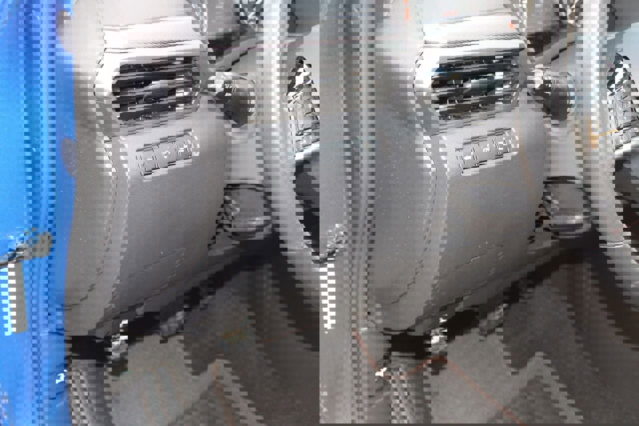 Used 2025 Nissan Altima 2.5 SR image 21