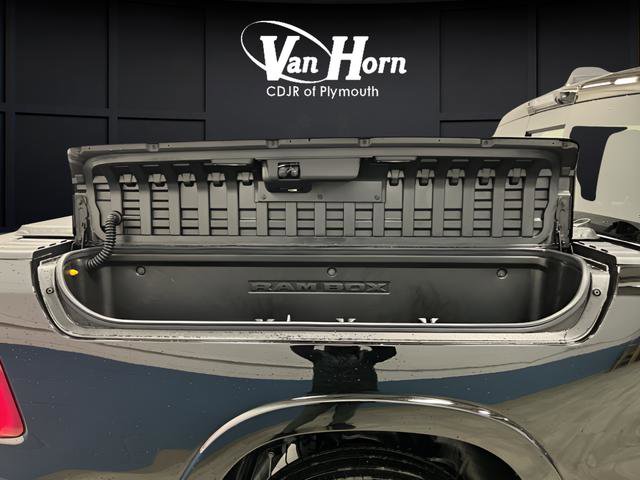 New 2026 RAM 1500 Tungsten w/ Trailer Tow Group image 17