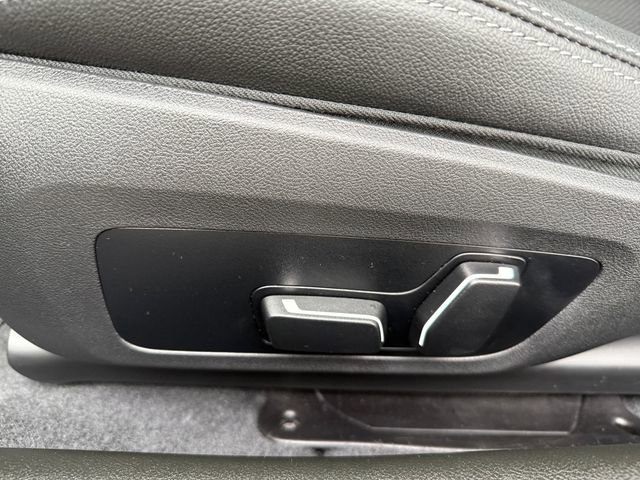 Certified 2025 BMW 230i xDrive Coupe w/ Convenience Package image 25