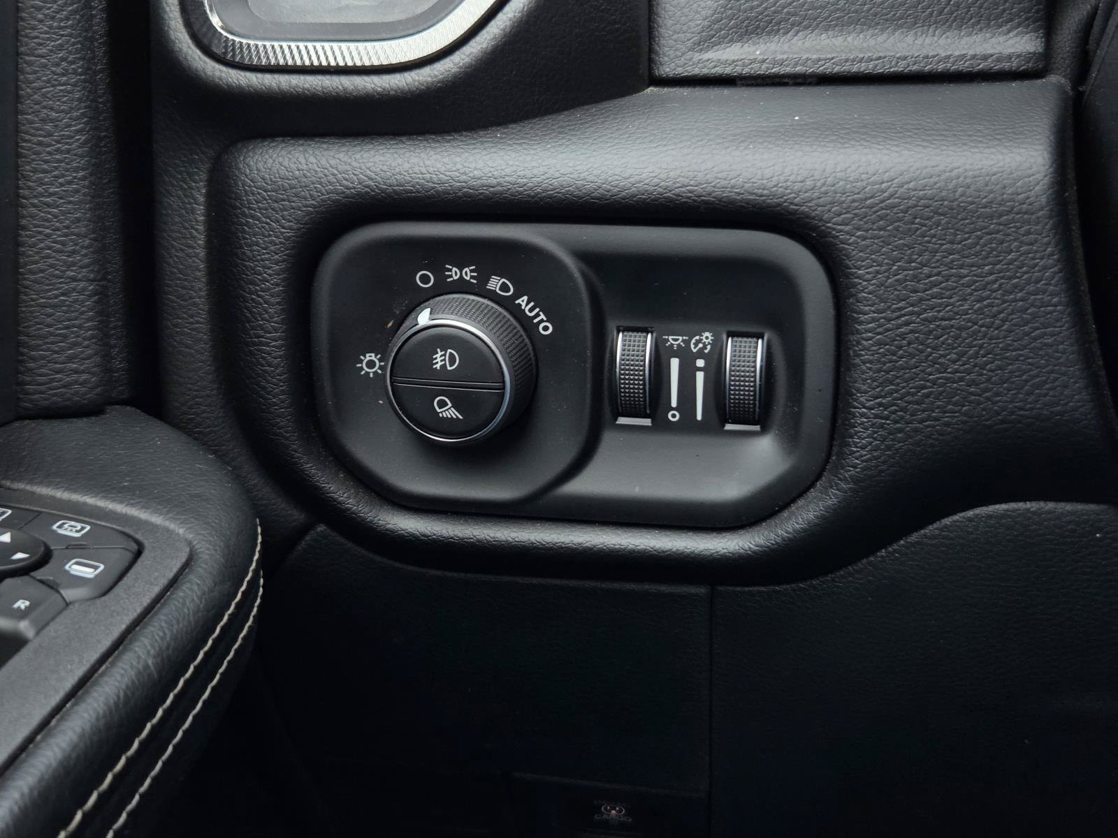 Used 2026 RAM 2500 Rebel AWD/4WD image 21