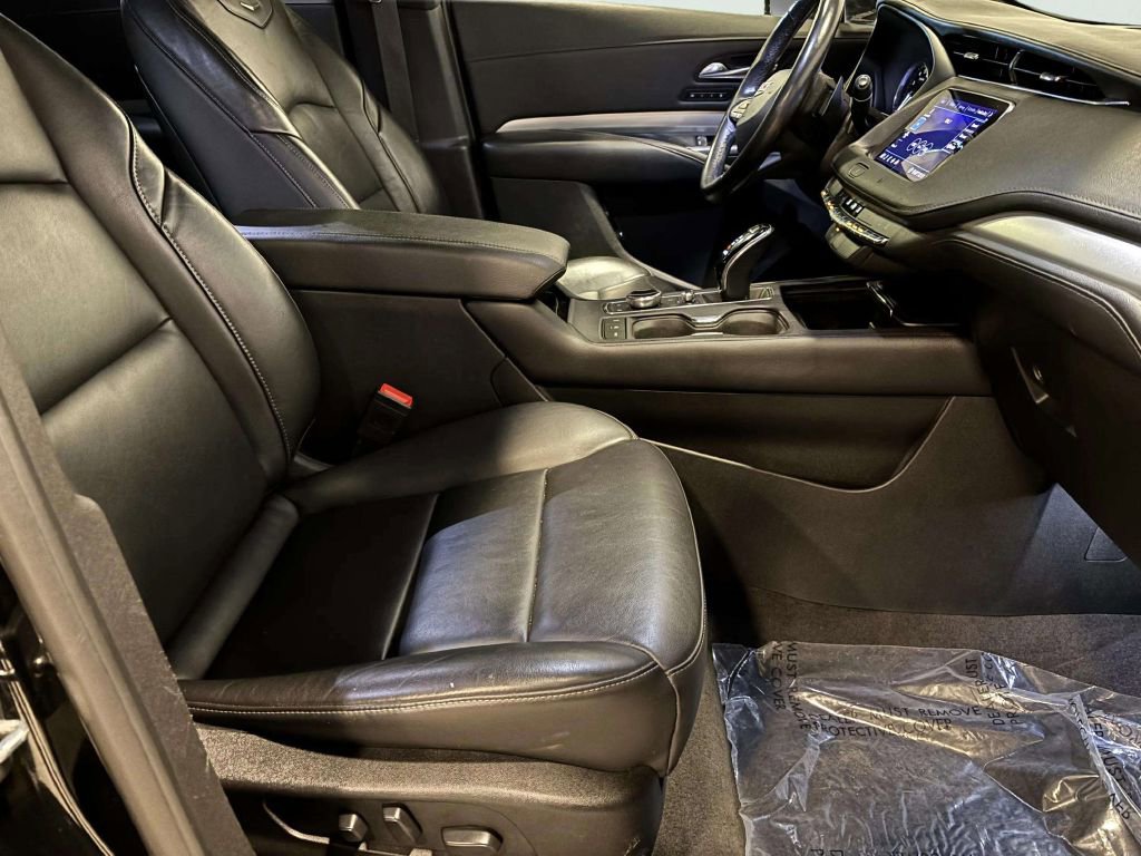 Used 2020 Cadillac XT4 Premium Luxury image 25