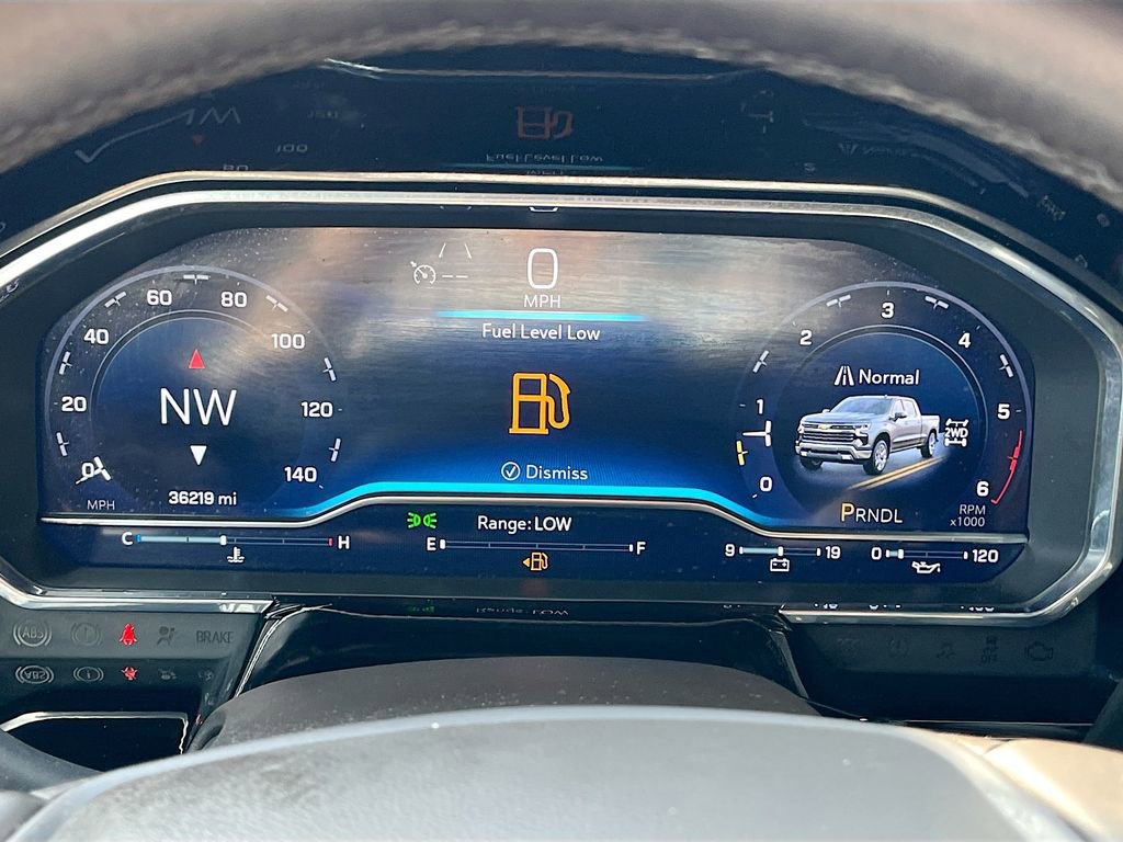 Used 2024 Chevrolet Silverado 1500 LT w/ Z71 Off-Road Package image 12