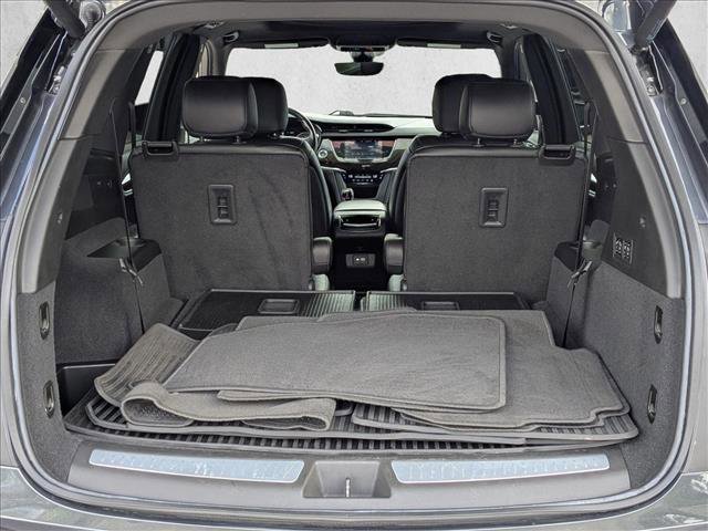 Used 2022 Cadillac XT6 Premium Luxury w/ Technology Package image 6