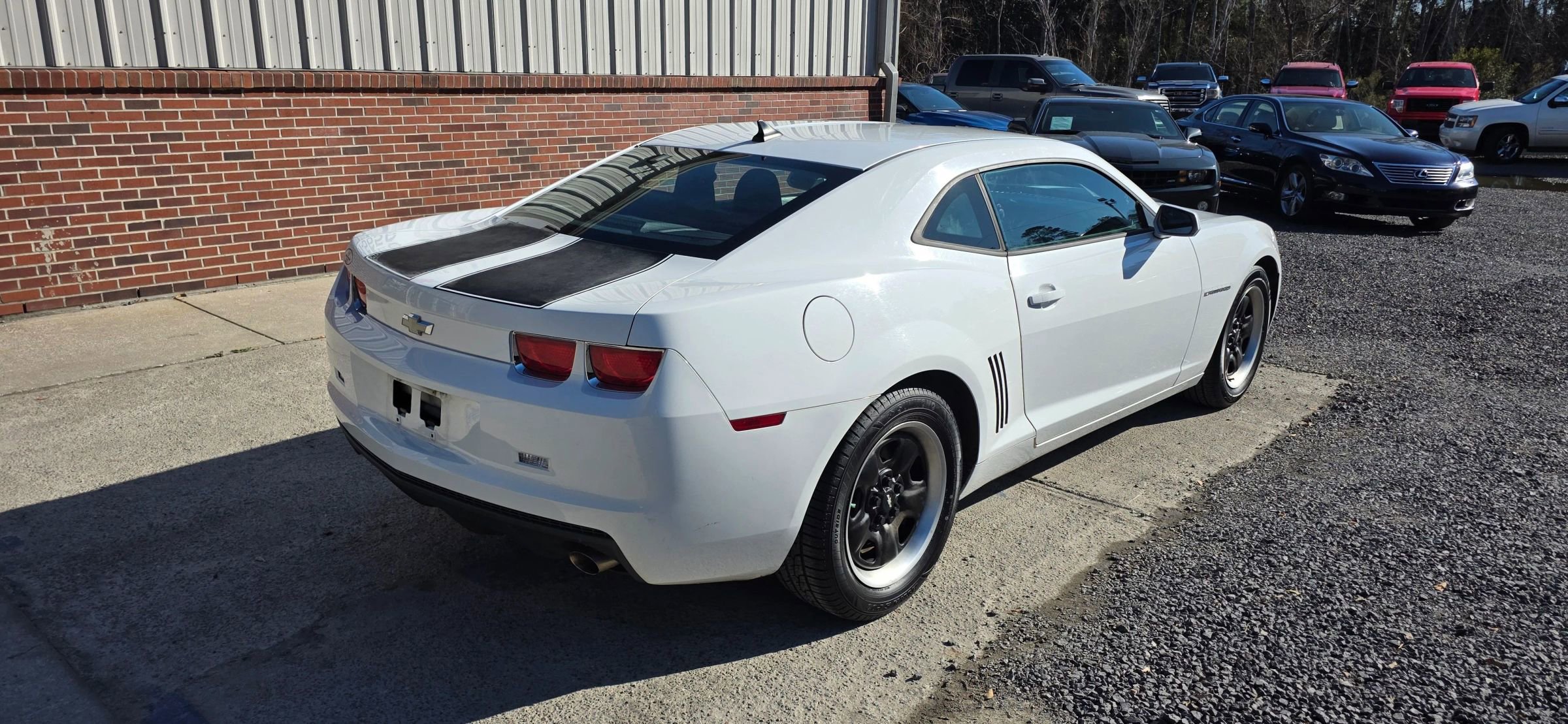 Used 2011 Chevrolet Camaro LS RWD image 6