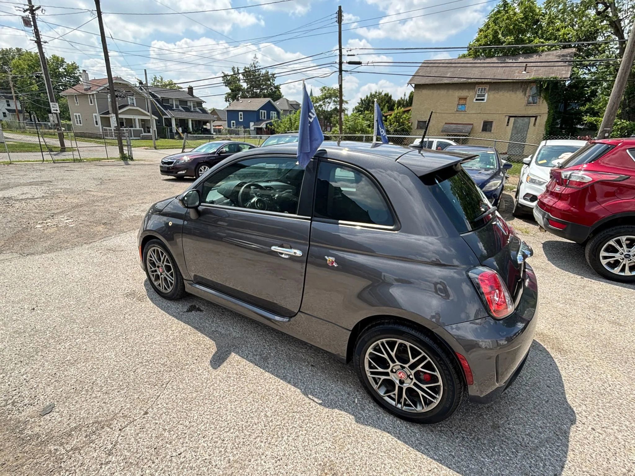 Used 2015 FIAT 500 Abarth w/ Beats Audio Package image 9