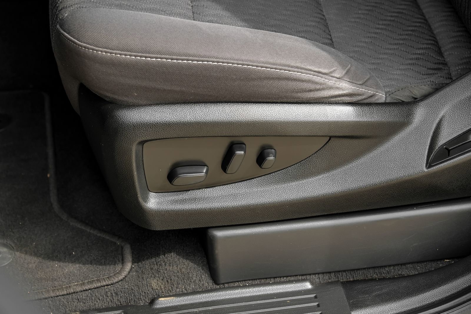 Used 2020 Chevrolet Tahoe LS RWD image 33