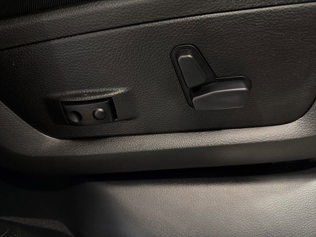 Used 2019 RAM 2500 Limited image 22