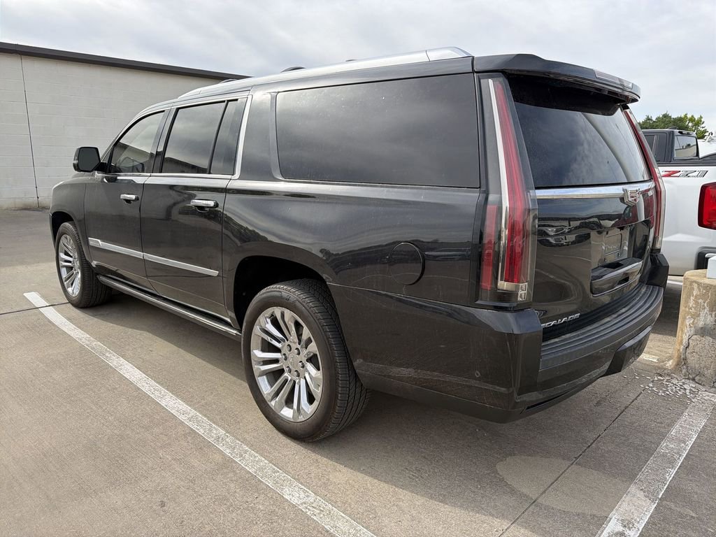 Used 2019 Cadillac Escalade ESV Premium Luxury w/ LPO, Escalade Noir Package image 4