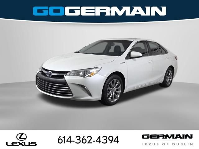 Used 2015 Toyota Camry XLE w/ Moonroof Package