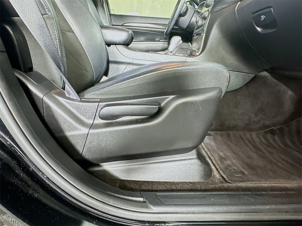 Used 2019 Jeep Grand Cherokee Altitude image 24