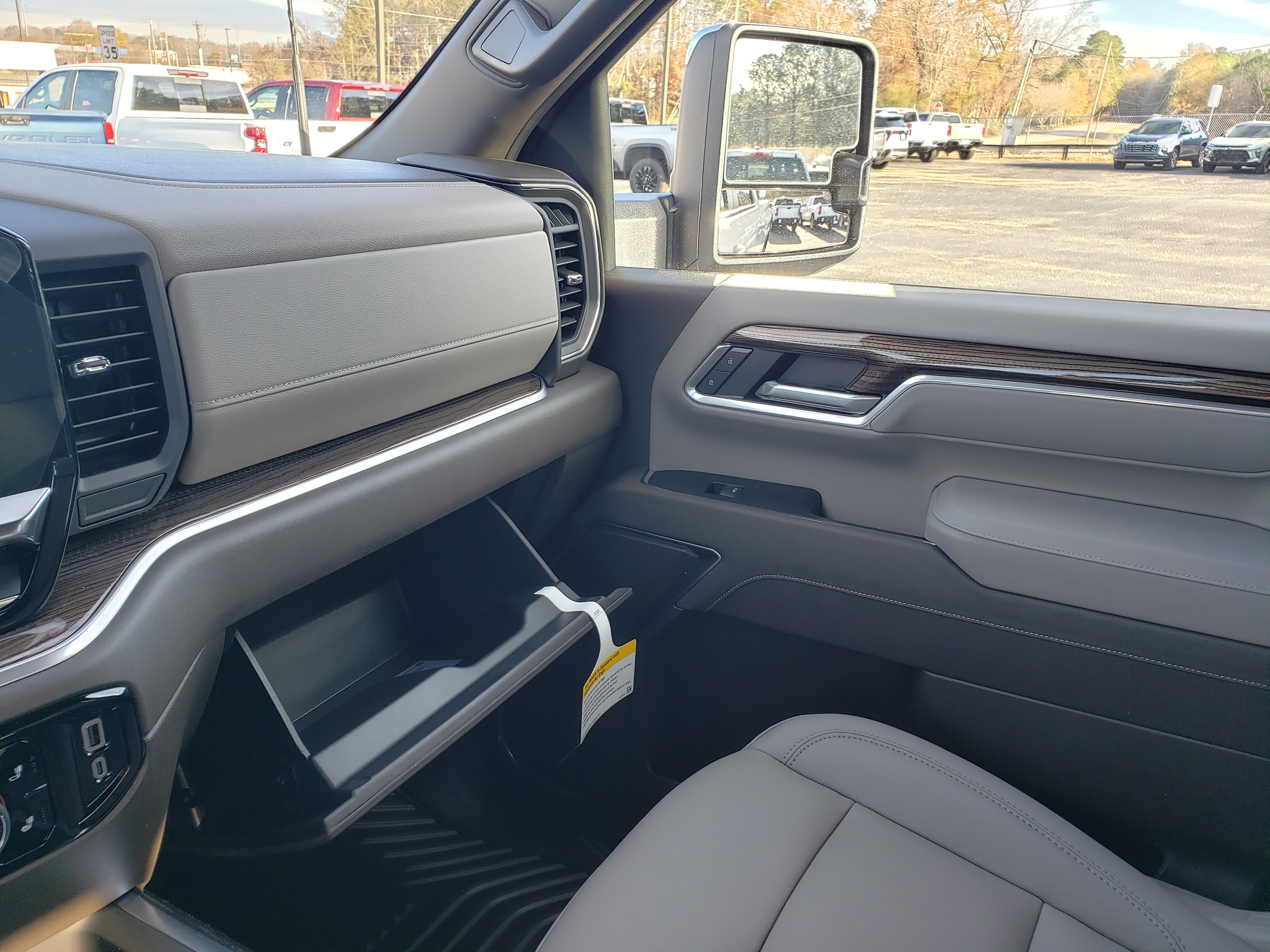 New 2026 Chevrolet Silverado 2500 LT w/ Z71 Chrome Sport Edition image 29