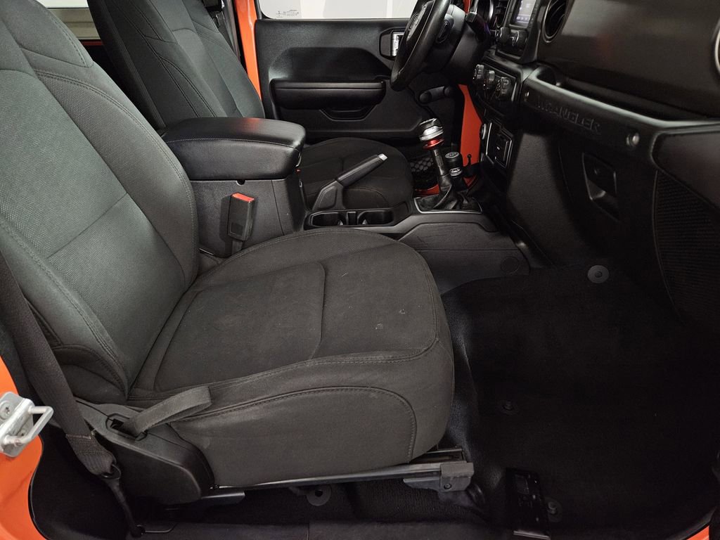 Used 2020 Jeep Wrangler Sport image 27
