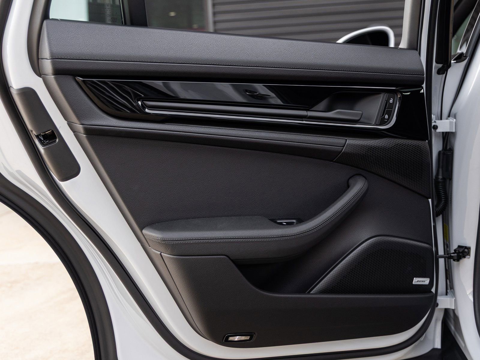 New 2026 Porsche Panamera 4 AWD/4WD image 36