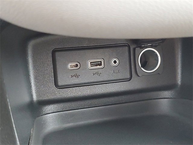 Used 2020 Chevrolet Equinox LS w/ LS Convenience Package image 19