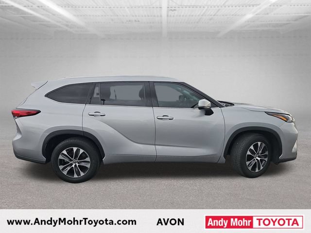 Used 2022 Toyota Highlander XLE FWD image 8