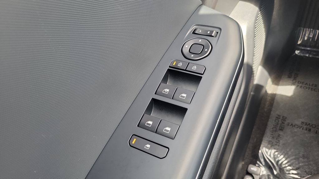 Used 2025 Kia K4 FWD image 18