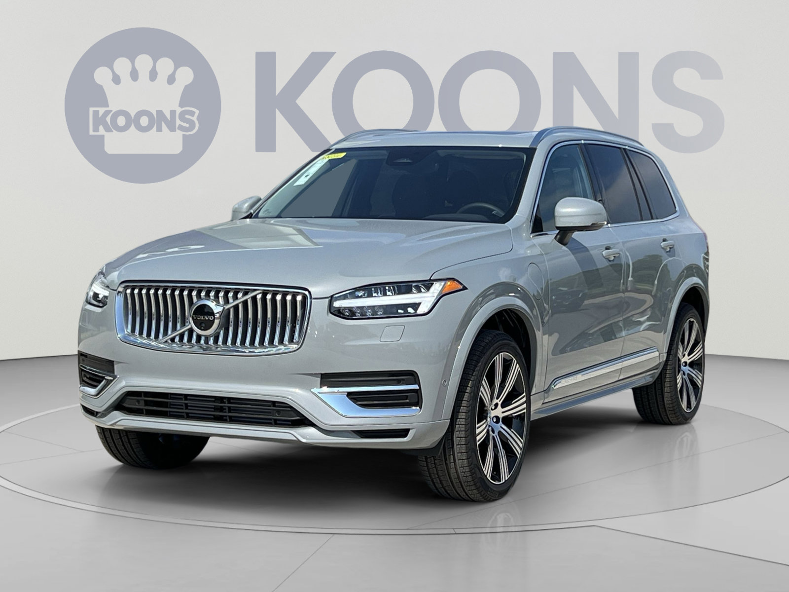 Used 2024 Volvo XC90 T8 Plus w/ Protection Package Premier AWD/4WD image 1