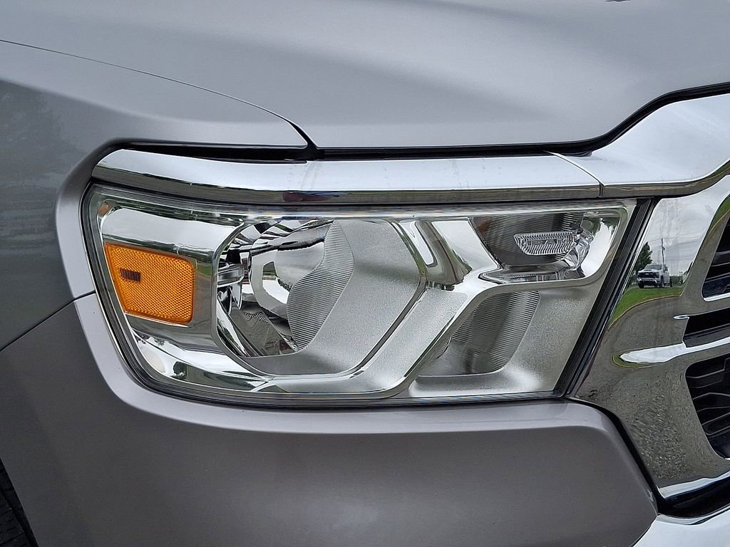 Used 2022 RAM 1500 Big Horn AWD/4WD image 9