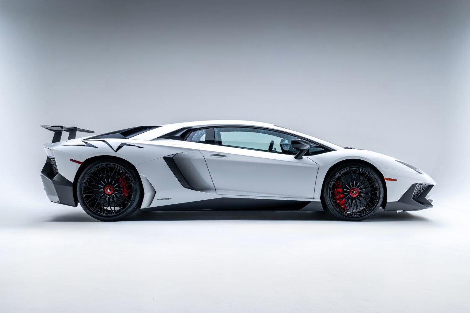 Used 2016 Lamborghini Aventador LP 750-4 Superveloce image 13