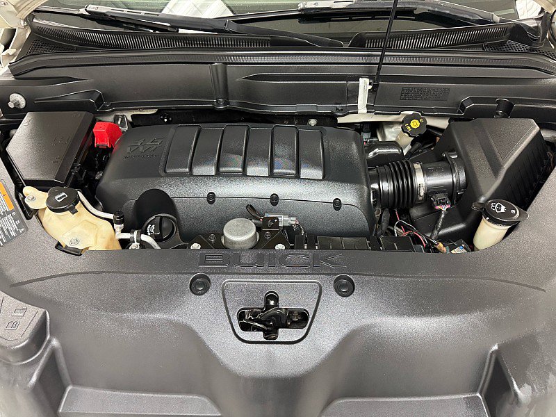 Used 2011 Buick Enclave CXL image 15