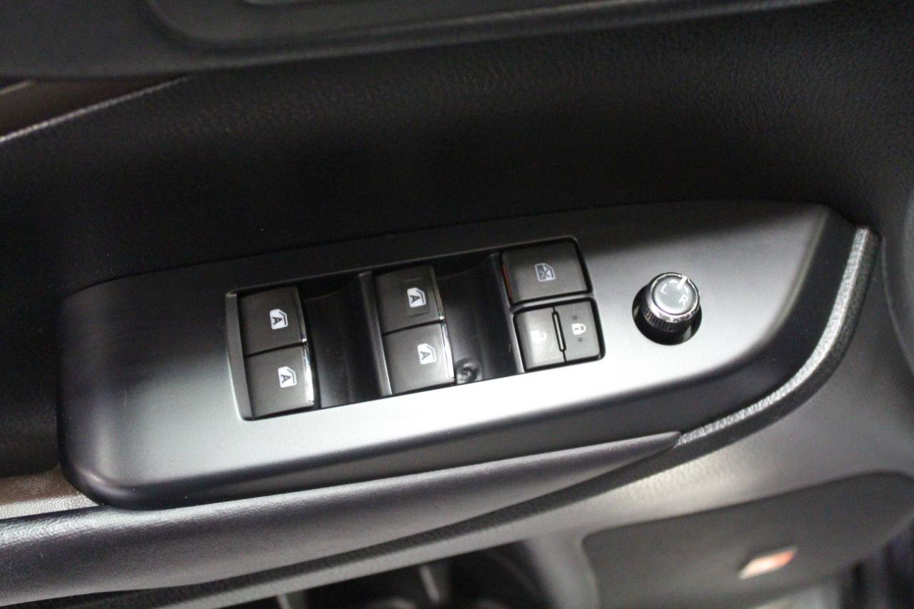 Used 2017 Toyota Highlander Limited Platinum image 21