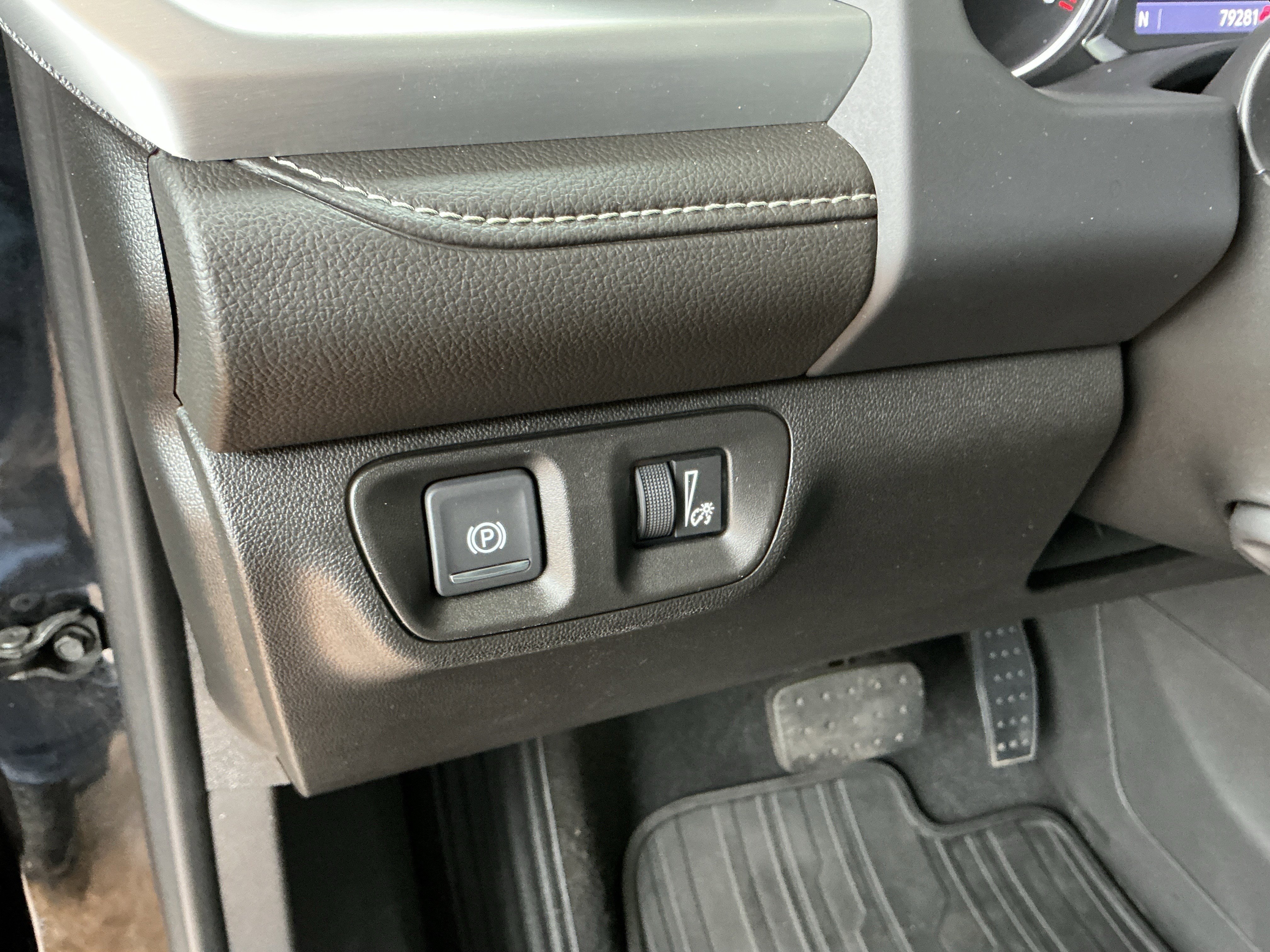 Used 2022 GMC Acadia SLT w/ Preferred Package image 30