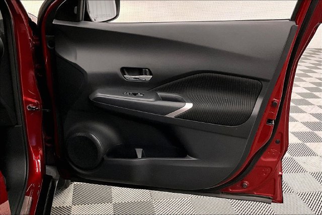Used 2024 Nissan Kicks SV FWD image 20