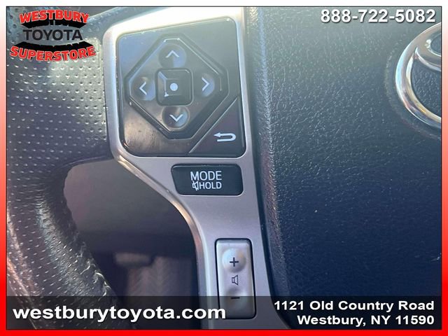 Used 2018 Toyota 4Runner SR5 AWD/4WD image 23