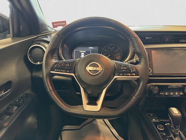Certified 2023 Nissan Kicks SR FWD image 12
