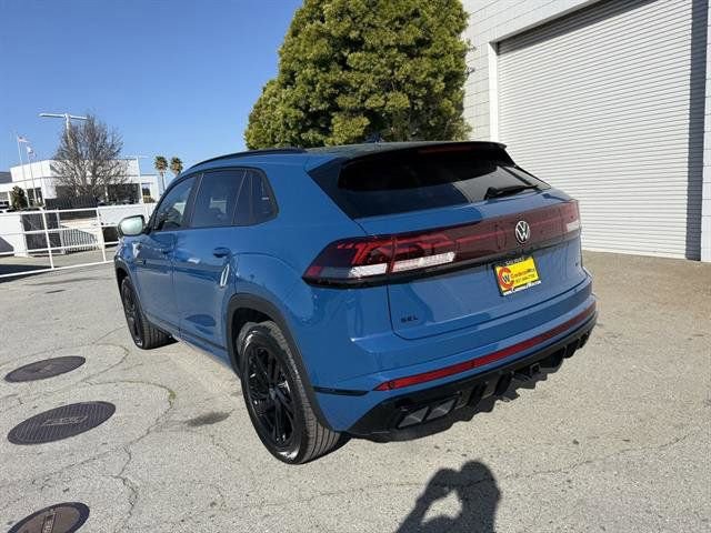 New 2025 Volkswagen Atlas Cross Sport SEL R-Line image 4