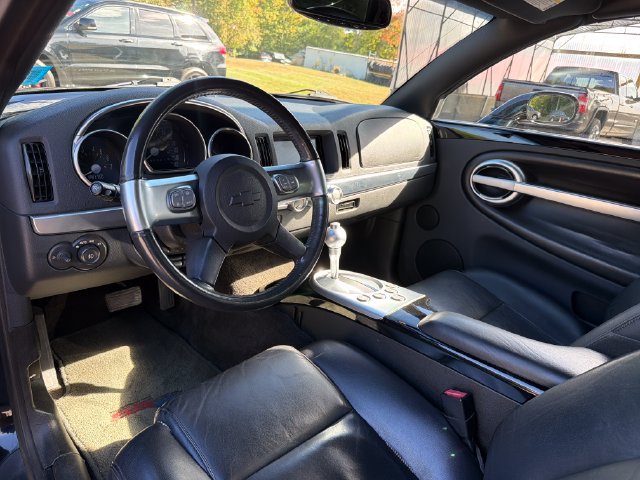 Used 2006 Chevrolet SSR w/ Preferred Equipment Group RWD image 19