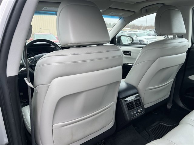 Used 2014 Toyota Avalon Limited image 31