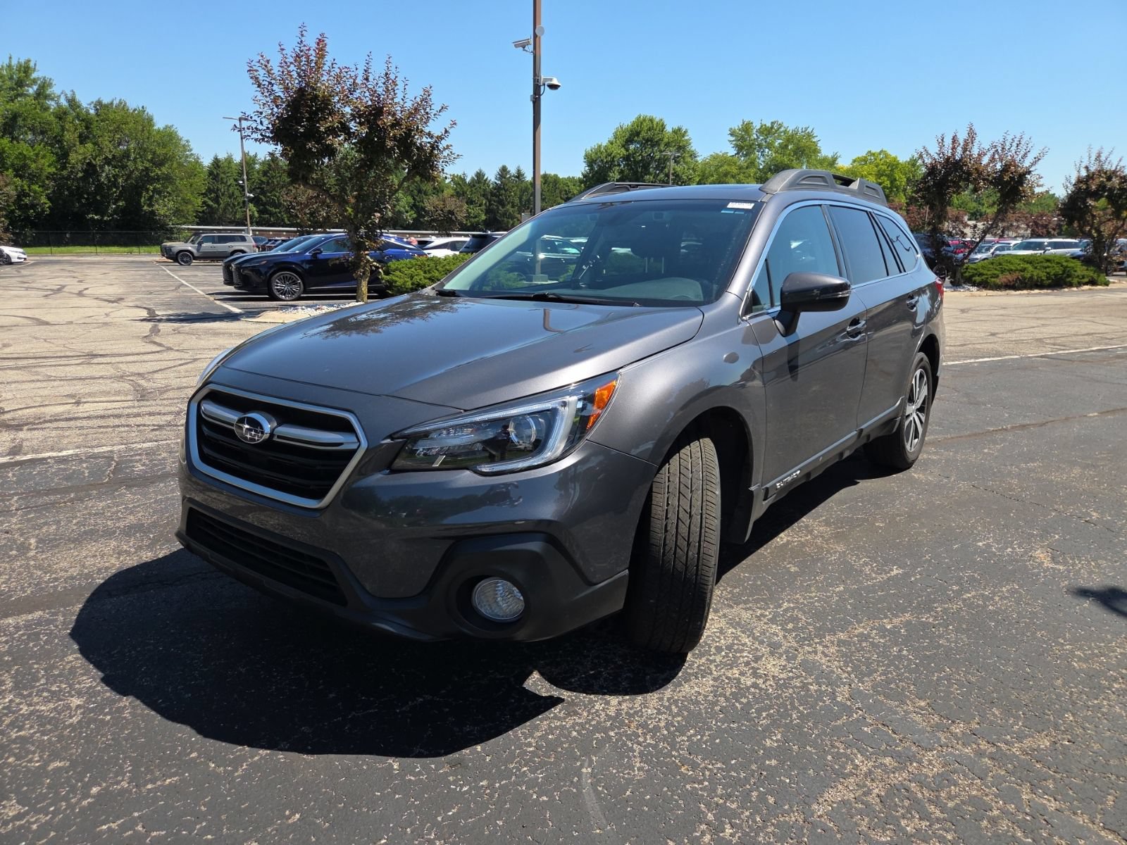 Used 2018 Subaru Outback 2.5i Limited AWD/4WD image 13