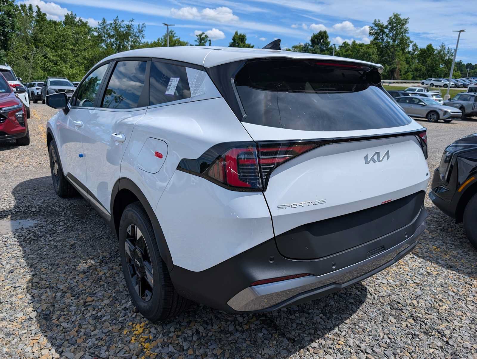 New 2026 Kia Sportage LX w/ LX Convenience Package AWD/4WD image 9