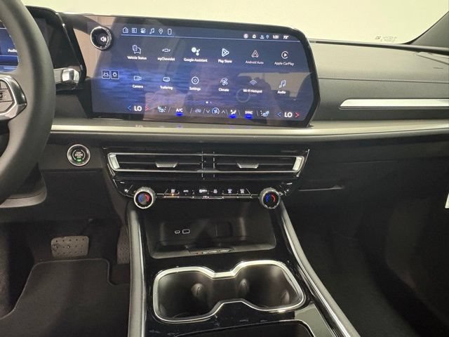 New 2026 Chevrolet Traverse LT w/ Midnight/Sport Edition FWD image 21