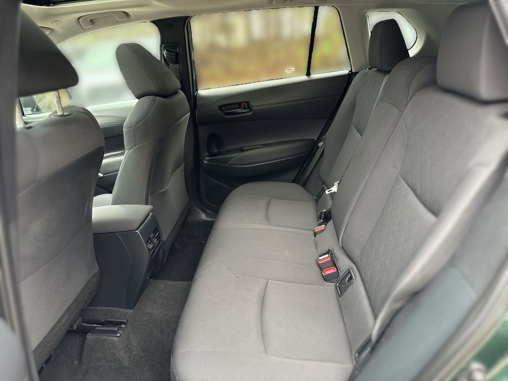 Used 2023 Toyota Corolla Cross LE w/ Moonroof Package image 24