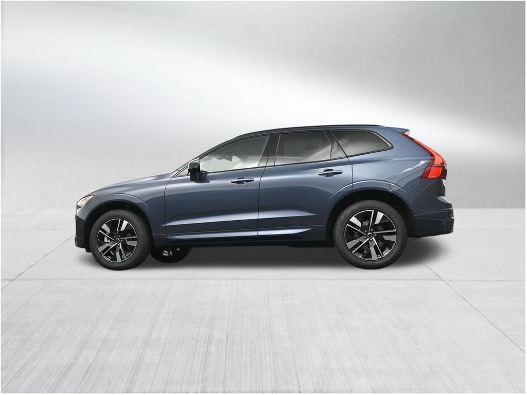 New 2026 Volvo XC60 B5 Plus AWD/4WD image 22