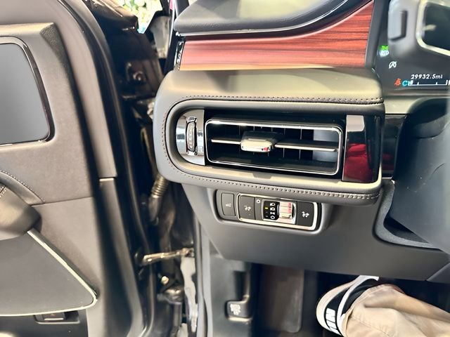 Used 2024 Lincoln Aviator Reserve image 14