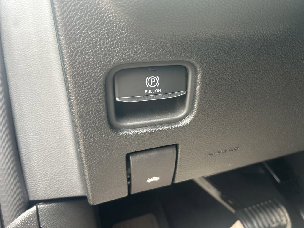 Used 2024 Jeep Grand Cherokee Limited image 26