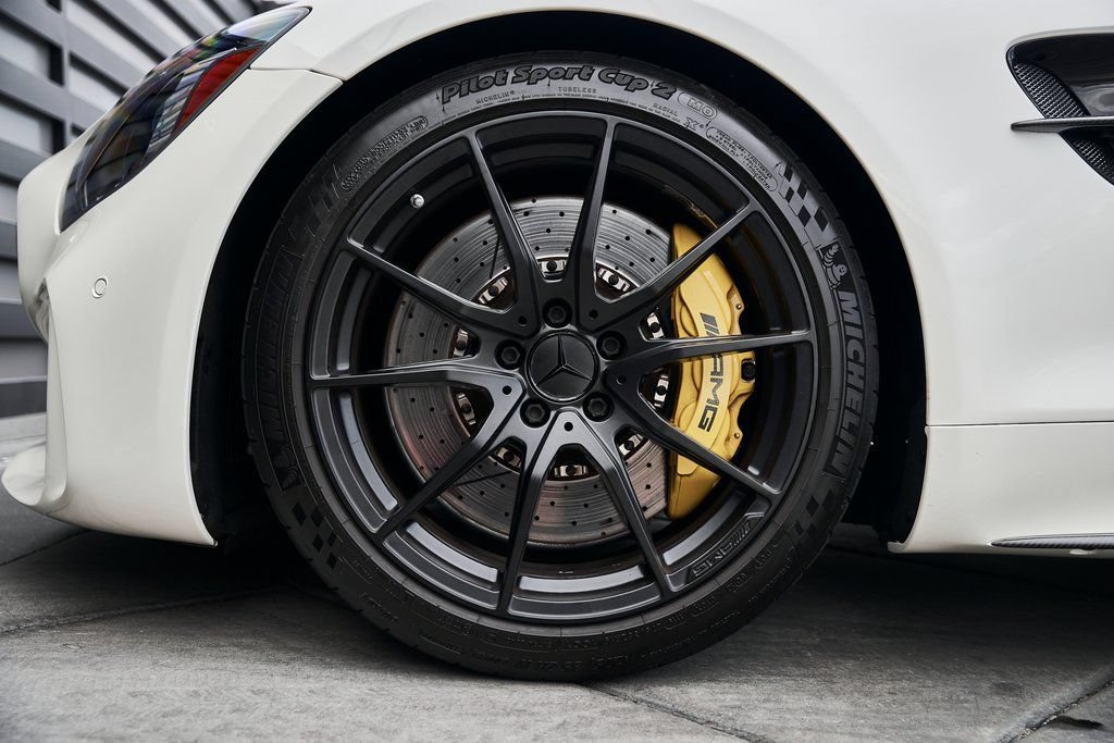 Used 2019 Mercedes-Benz AMG GT R image 3