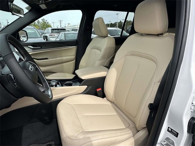 New 2025 Jeep Grand Cherokee Limited image 5