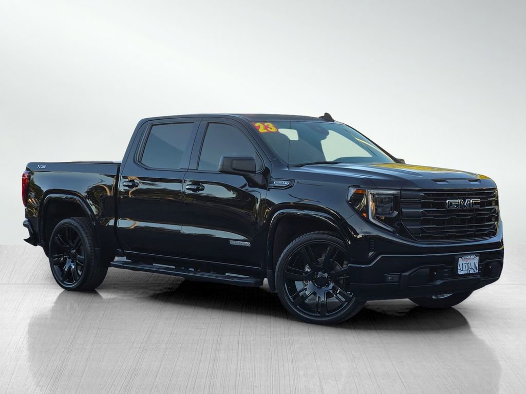Used 2023 GMC Sierra 1500 Elevation AWD/4WD image 1
